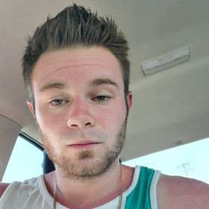 Meet your Posher, Devin